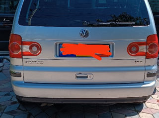 Volkswagen Sharan foto 2