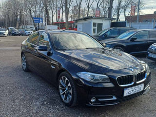 BMW 5 Series foto 2