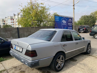 Mercedes Series (W124)