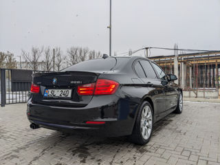 BMW 3 Series foto 4