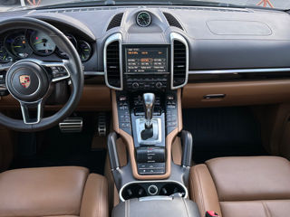 Porsche Cayenne foto 5