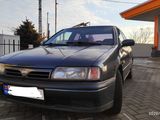 Nissan Primera foto 1