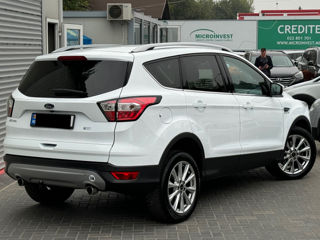 Ford Kuga foto 5