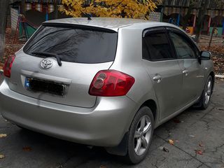 Toyota Auris foto 4