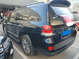 Toyota Land Cruiser foto 3