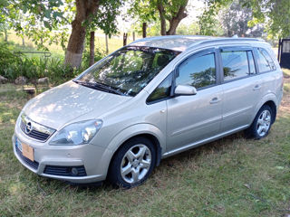 Opel Zafira foto 9