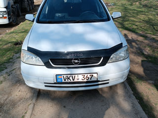 Opel Astra foto 1