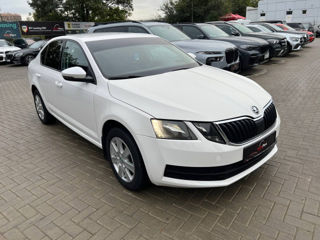 Skoda Octavia foto 2