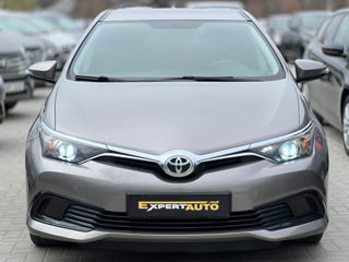 Toyota Auris foto 3