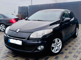 Renault Megane foto 2