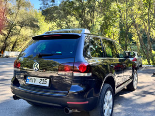 Volkswagen Touareg foto 4