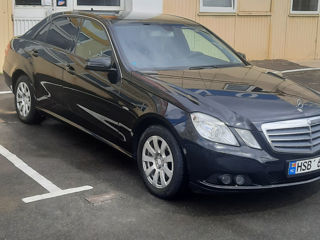 Mercedes E Class foto 2