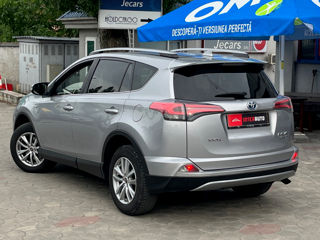 Toyota Rav 4 foto 5