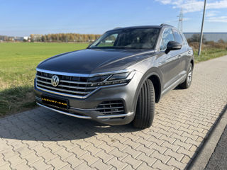 Volkswagen Touareg foto 3