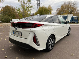 Toyota Prius Prime foto 2