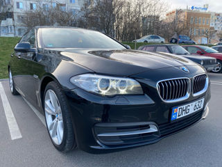 BMW 5 Series foto 2