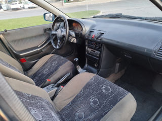 Mazda 323 foto 8