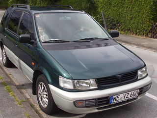 Mitsubishi Space Wagon   Hyundai Santamo  +  Доставка!!!