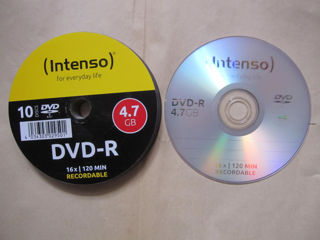 диски dvd-r по 4 л упаковка 10 шт- 40 лей 5 штук -20 л коробки-5л конверты 1л foto 3