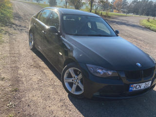 BMW 3 Series foto 2