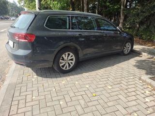 Volkswagen Passat foto 2