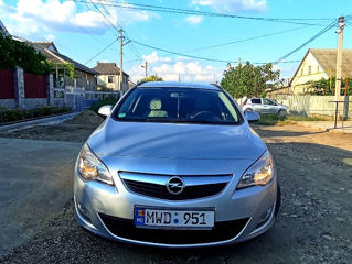 Opel Astra foto 1