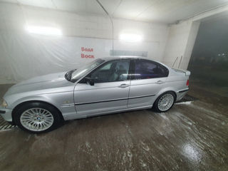 BMW 3 Series foto 4