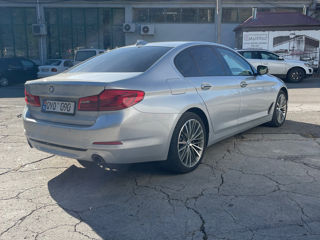 BMW 5 Series foto 3