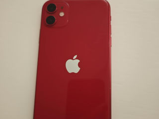 iPhone 11 red foto 1