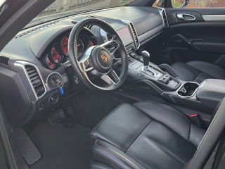 Porsche Cayenne foto 8