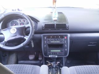 Volkswagen Sharan foto 4