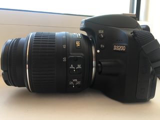 Продам в хорошие руки Nikon D3200 Kit VR 18-55 с чехлом, картой памяти и треногой в комплекте foto 1