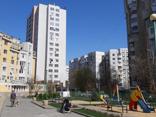 Apartament cu 2 camere, 84 m², Centru, Chișinău