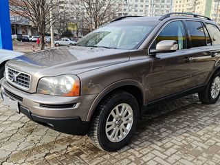 Volvo XC90 foto 1