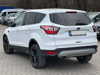 Ford Kuga foto 5