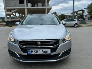 Peugeot 508 foto 2