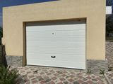 Uşi de garaj secţionale. Rolete Reduceri - livrare - montare - garantie. foto 2