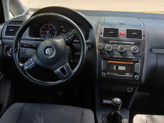 Volkswagen Touran foto 6