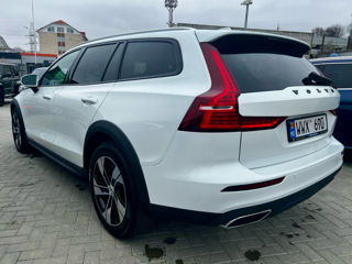 Volvo V60 Cross Country foto 3