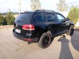 Volkswagen Touareg foto 4