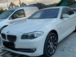 BMW 5 Series foto 1