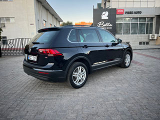 Volkswagen Tiguan foto 4