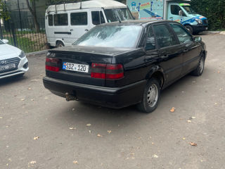 Volkswagen Passat foto 3