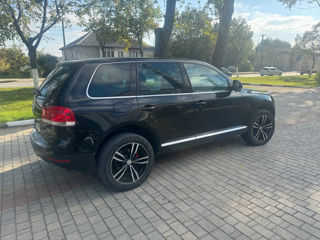 Volkswagen Touareg foto 4