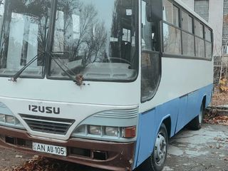 Isuzu автобус foto 4