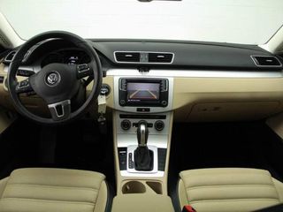 Volkswagen Passat CC foto 6