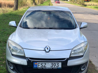 Renault Megane foto 2