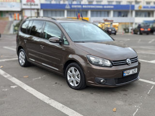 Volkswagen Touran foto 4