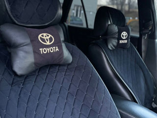 Toyota Avensis foto 5