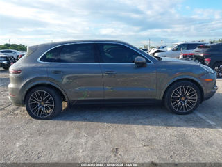 Porsche Cayenne foto 8